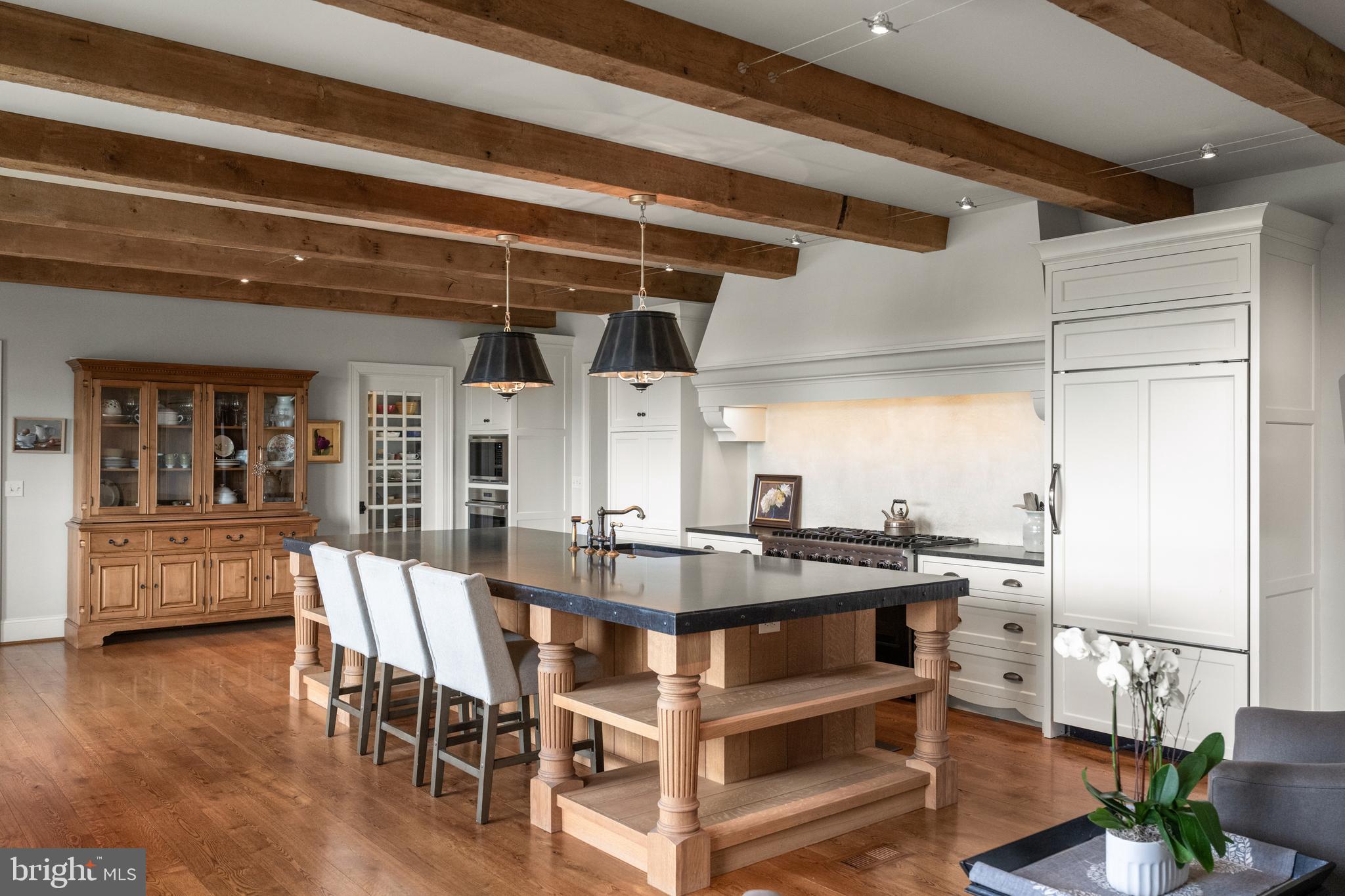 1484 W STRASBURG ROAD