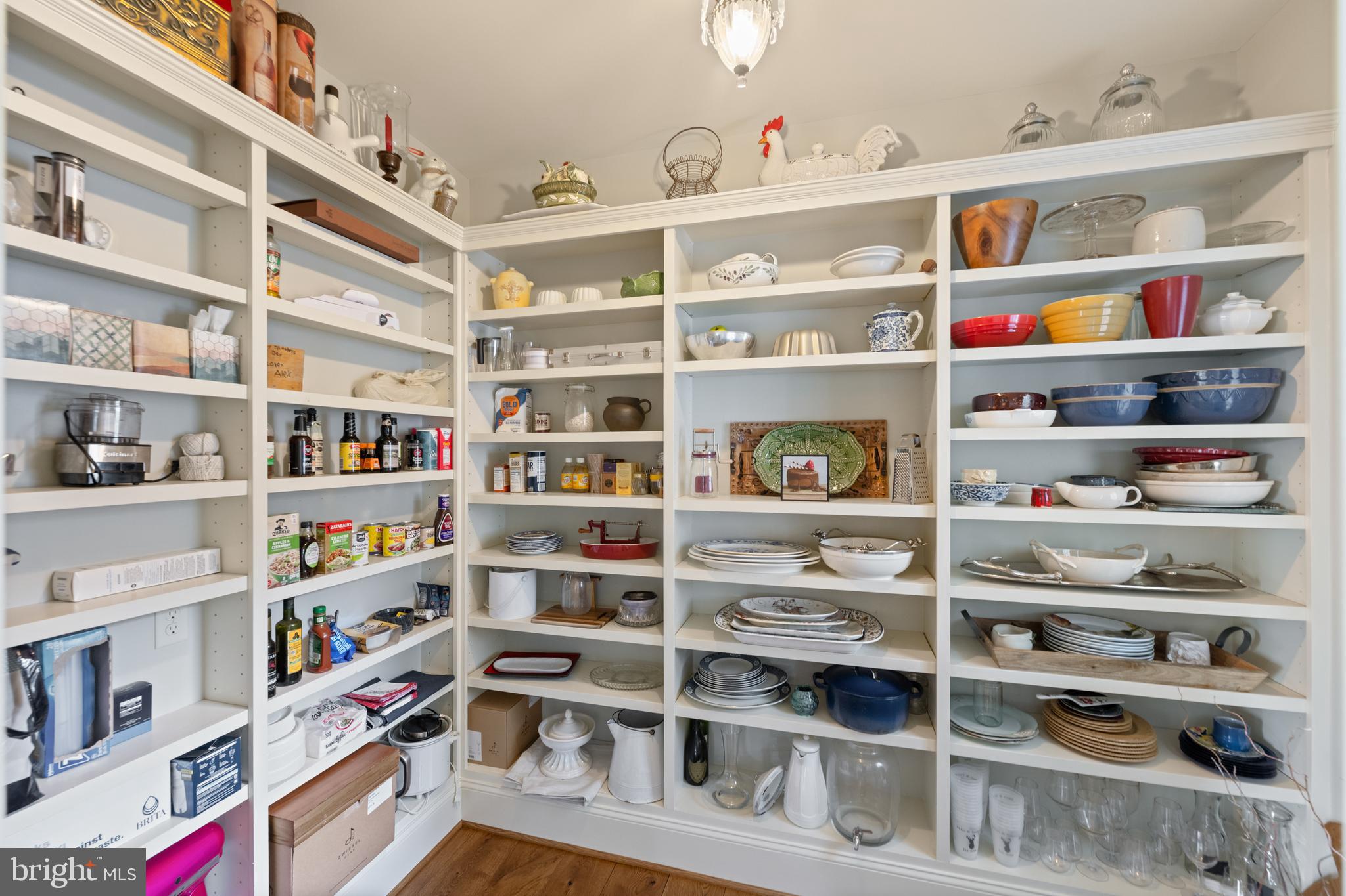 1484 W STRASBURG ROAD