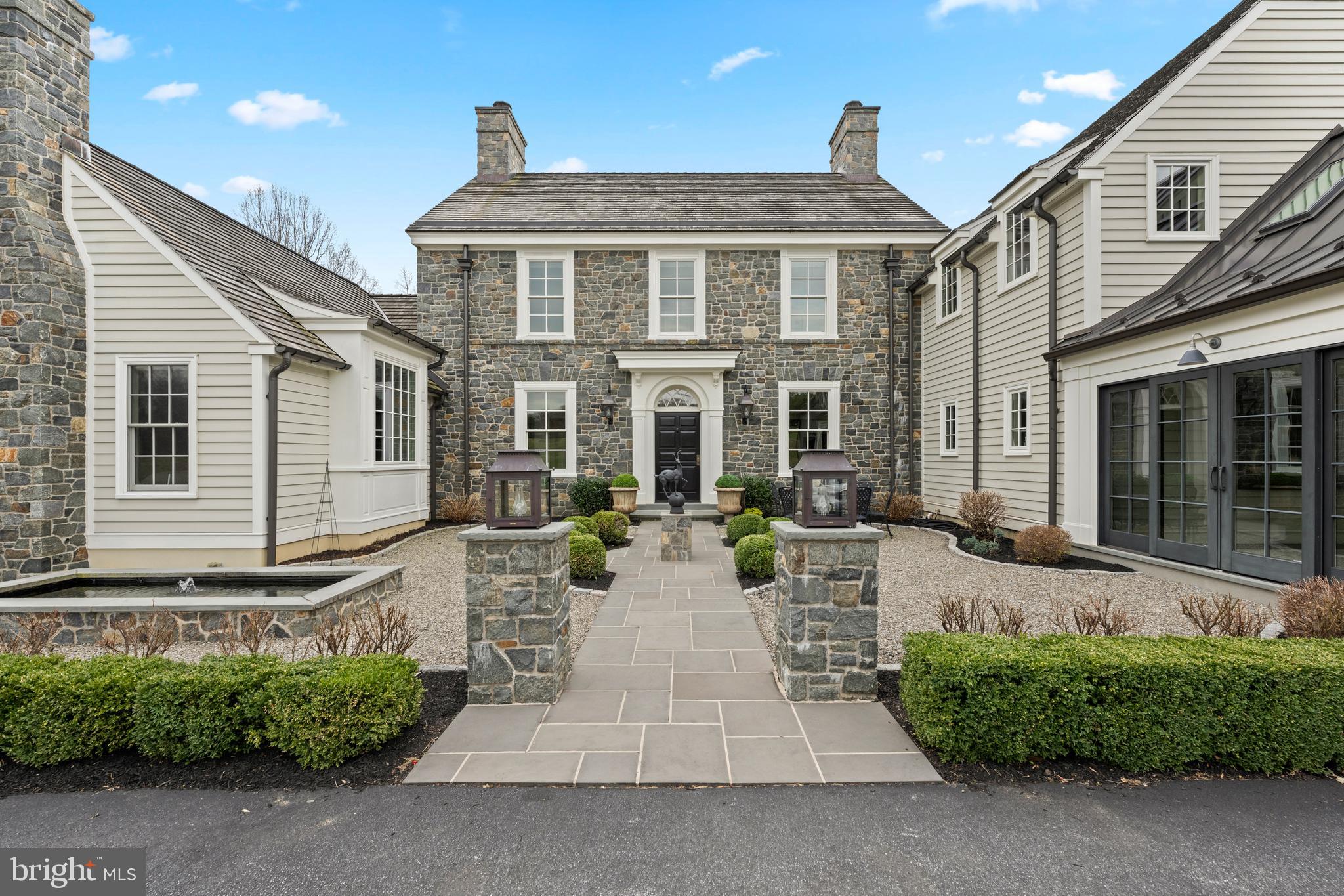 1484 W STRASBURG ROAD