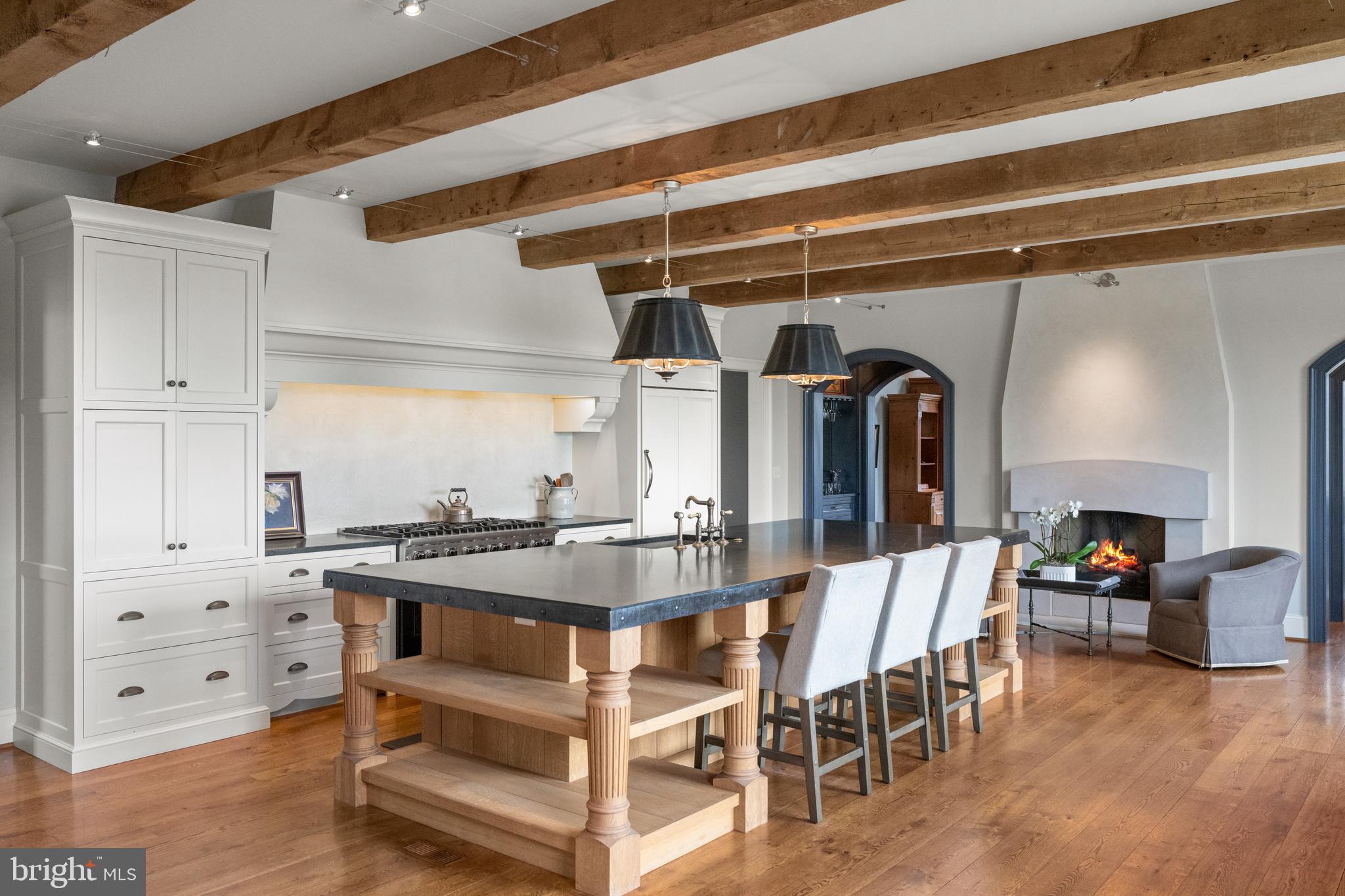 1484 W STRASBURG ROAD