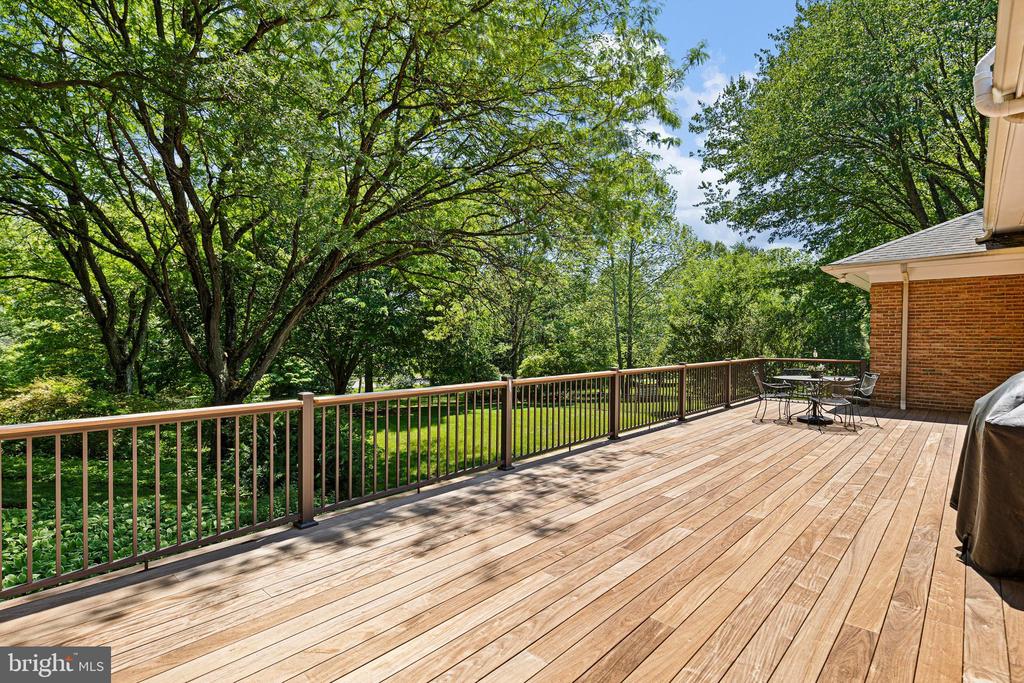1 RIDGE RUN ROAD