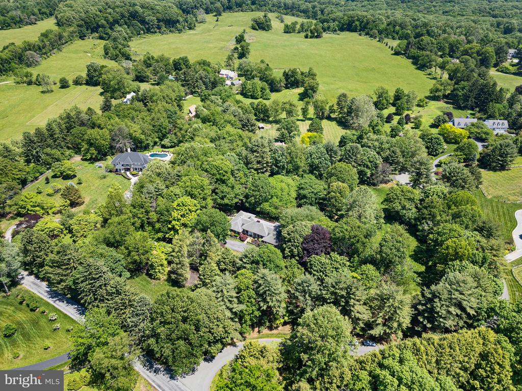 1 RIDGE RUN ROAD
