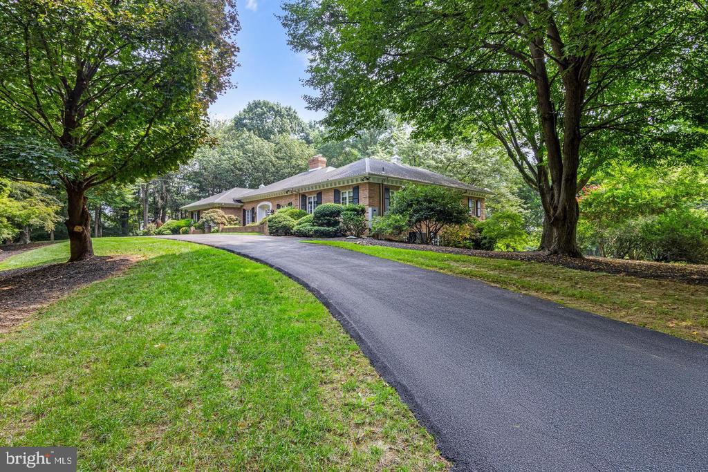 1 RIDGE RUN ROAD