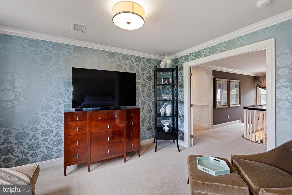 107 NEWLIN GREEN CIRCLE