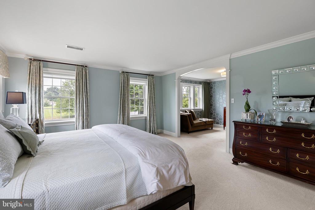 107 NEWLIN GREEN CIRCLE