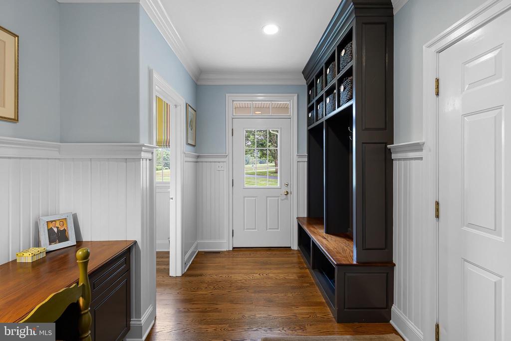 107 NEWLIN GREEN CIRCLE