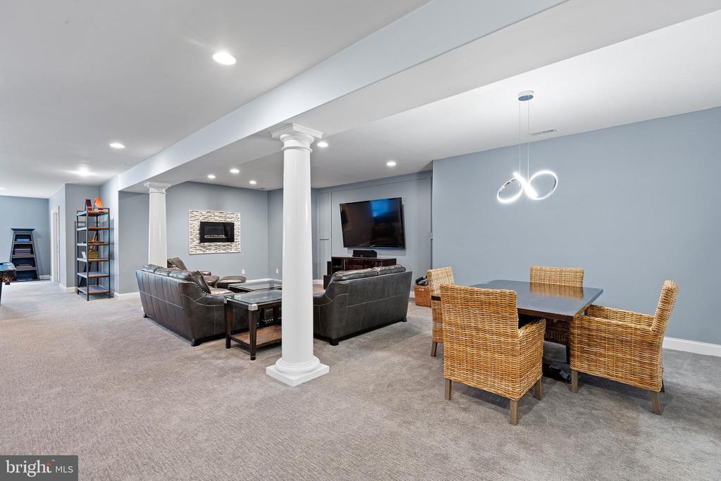 107 NEWLIN GREEN CIRCLE