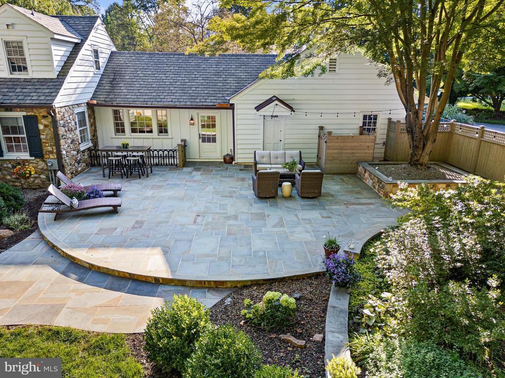 109 GATEHOUSE DRIVE