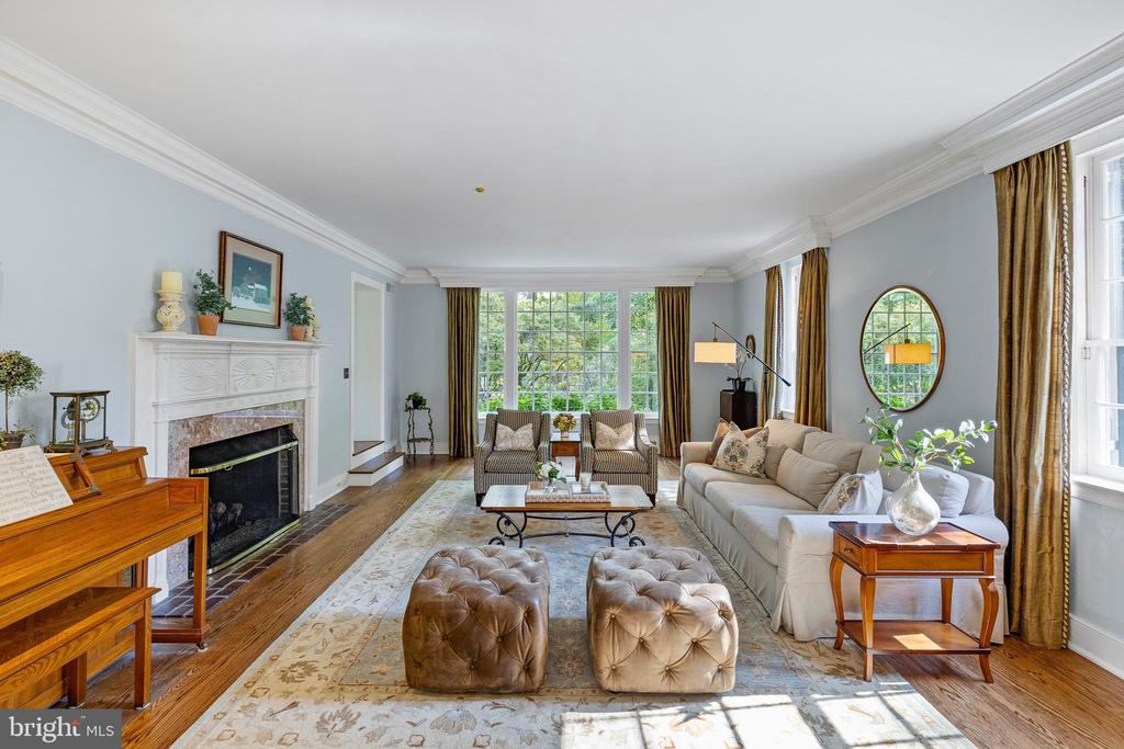 109 GATEHOUSE DRIVE