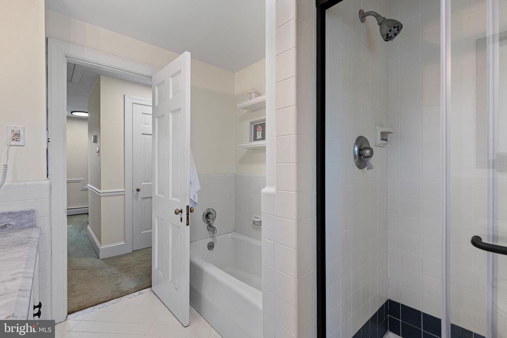 175 CEDAR LANE