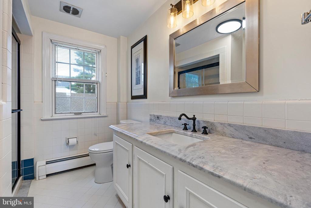 175 CEDAR LANE