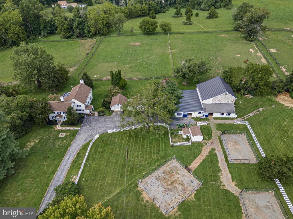 175 CEDAR LANE