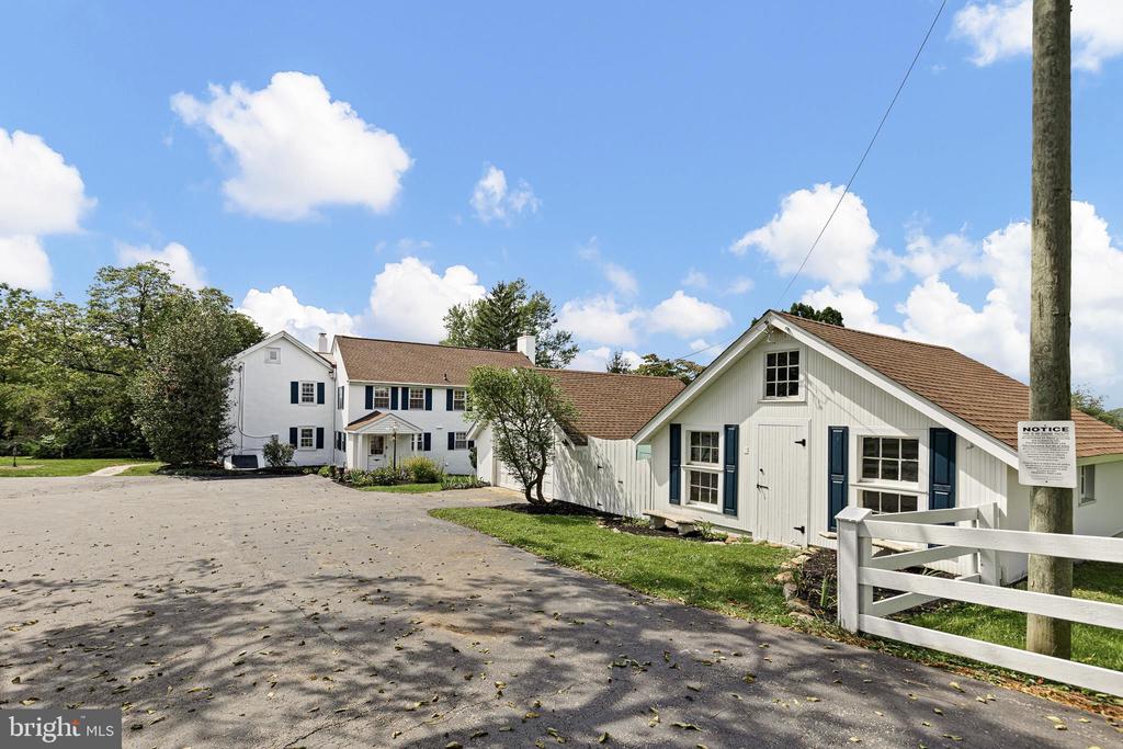 175 CEDAR LANE