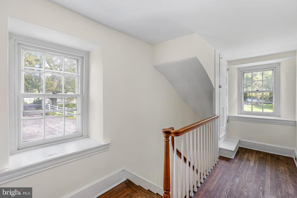 175 CEDAR LANE