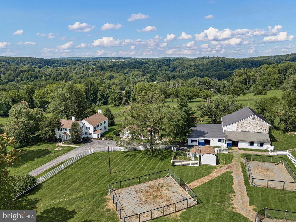 175 CEDAR LANE