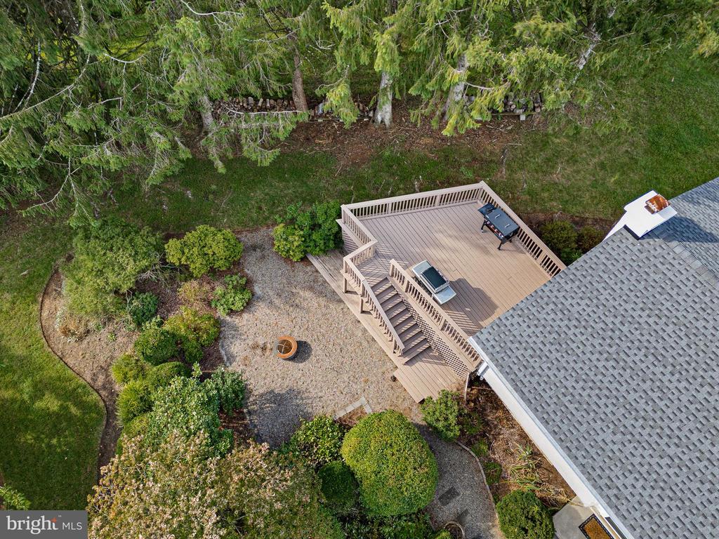 1632 CLEARVIEW DRIVE