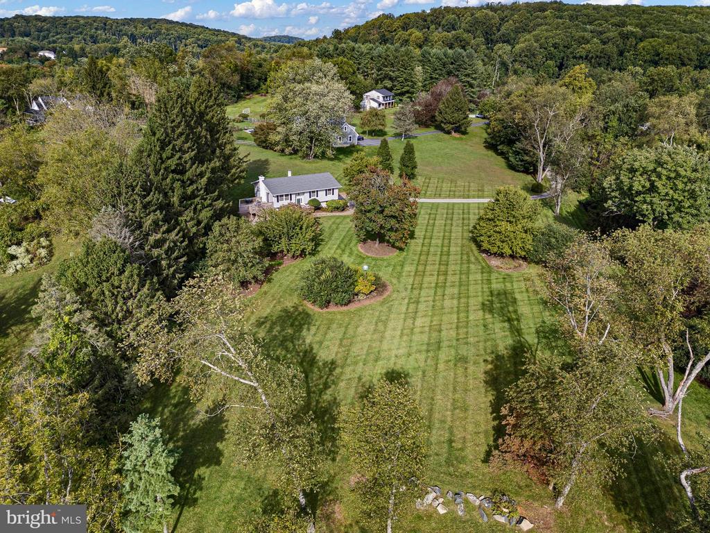 1632 CLEARVIEW DRIVE
