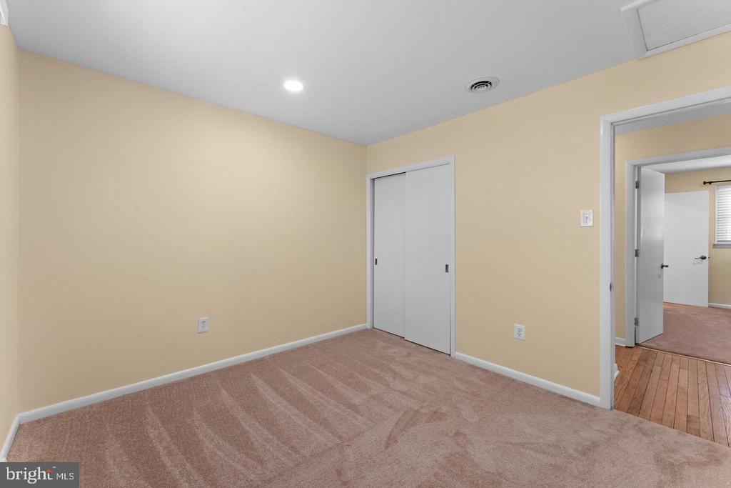 1632 CLEARVIEW DRIVE