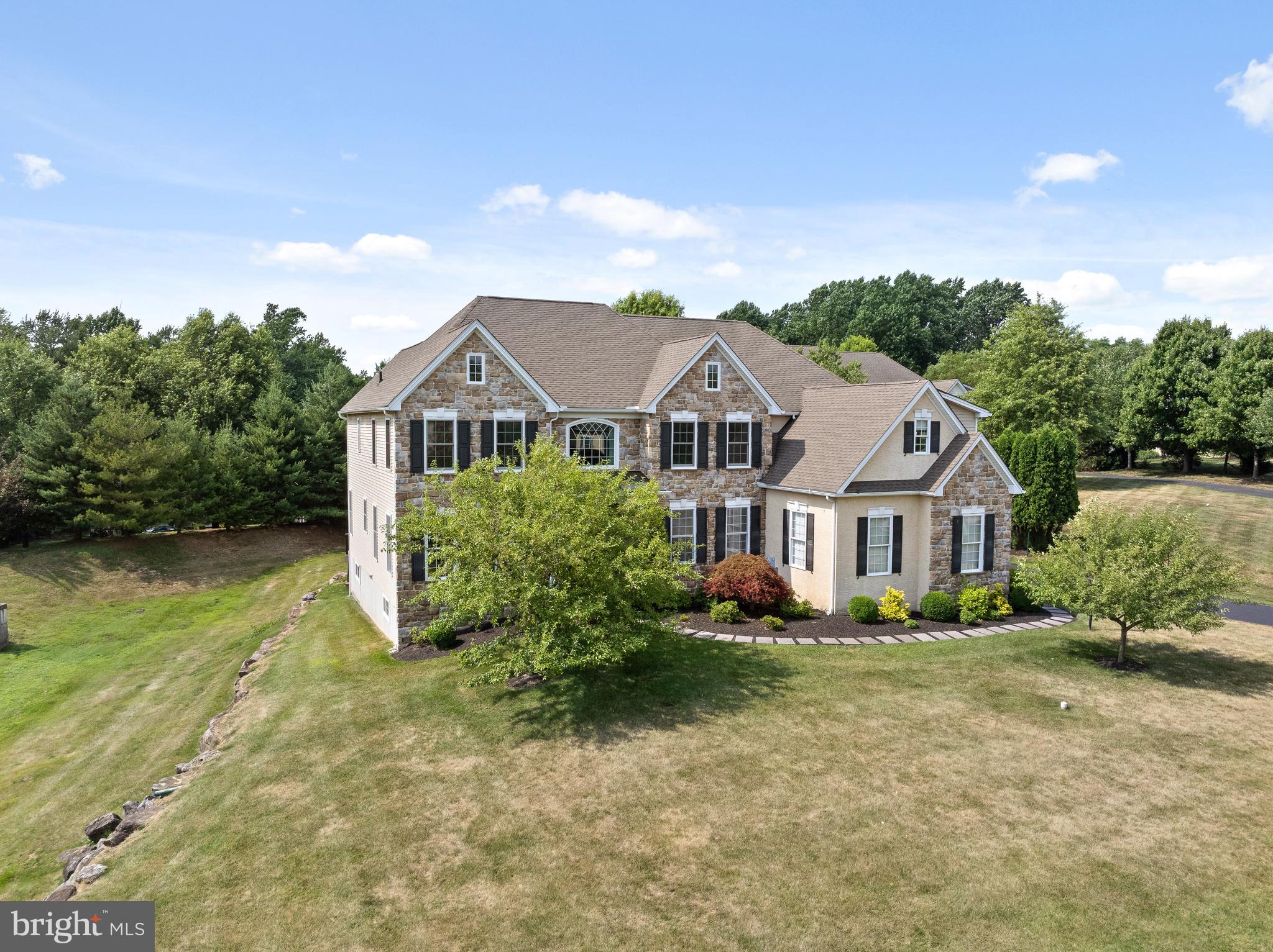 1130 Darczuk Dr
