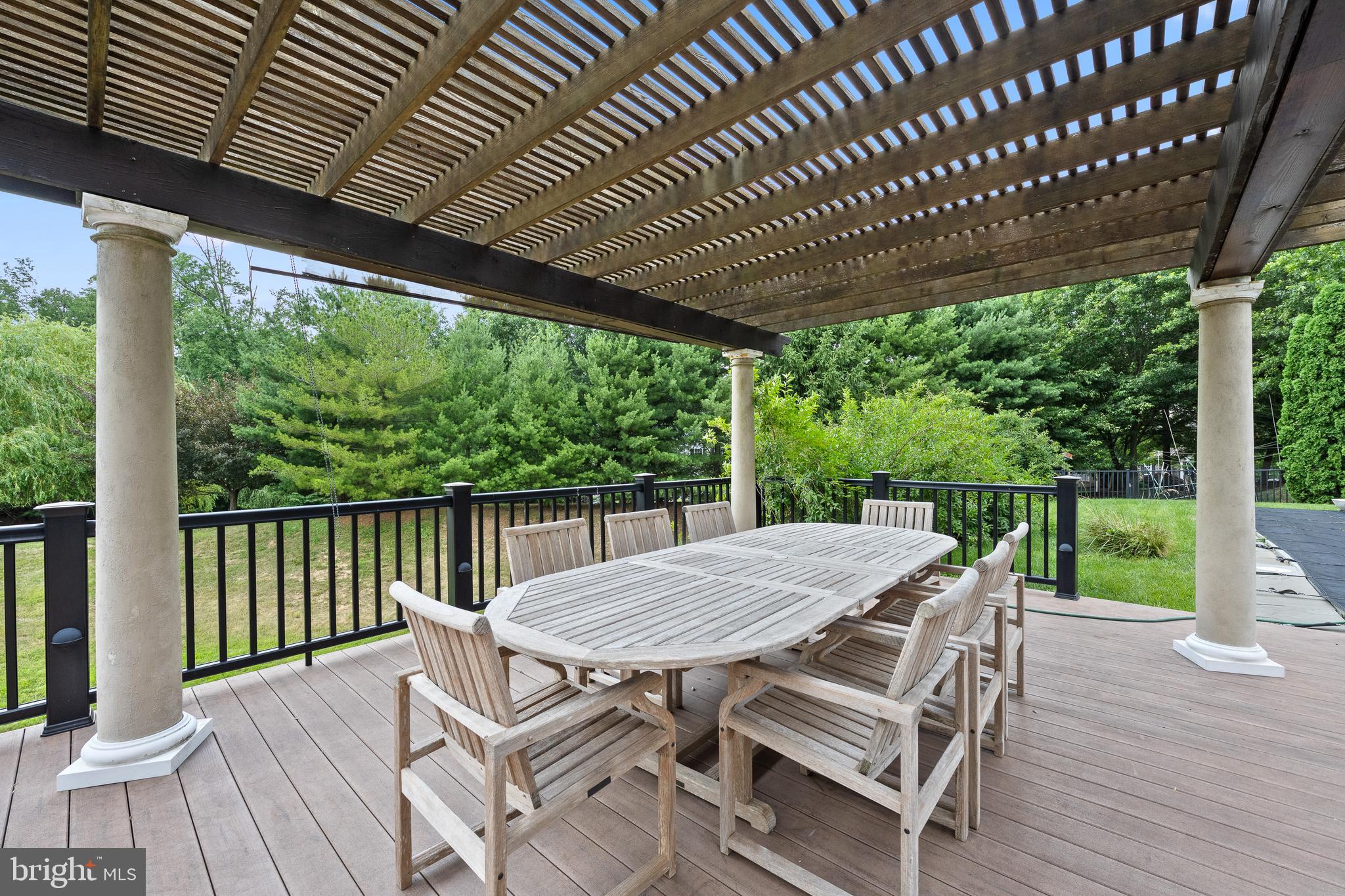 1130 Darczuk Dr