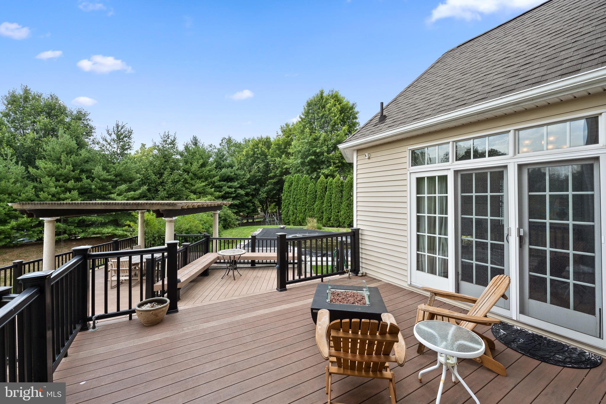 1130 Darczuk Dr