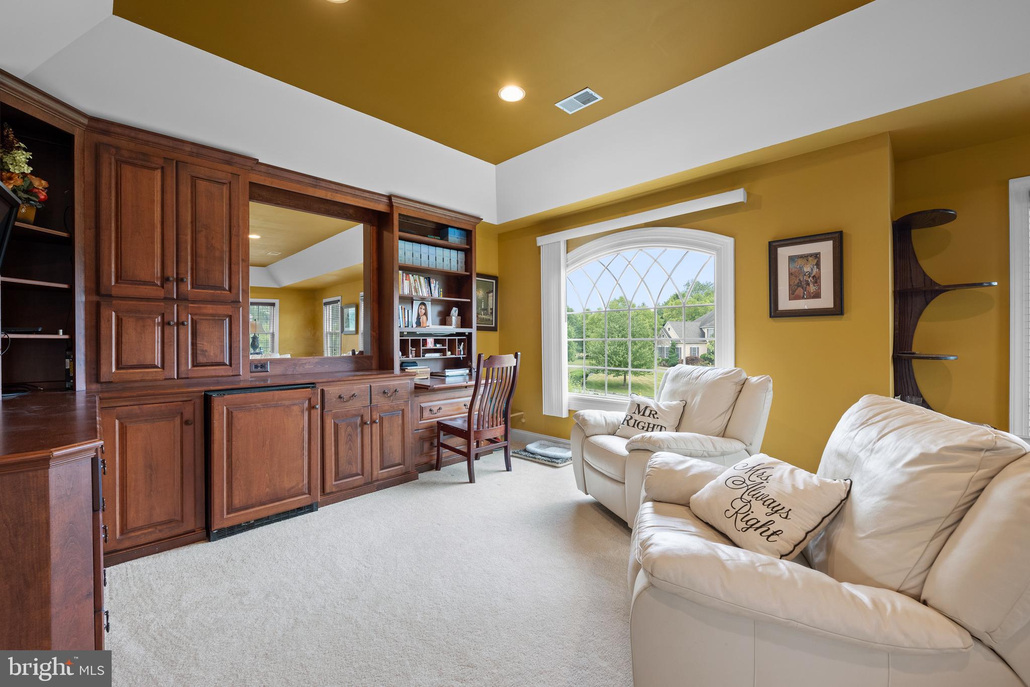 1130 Darczuk Dr