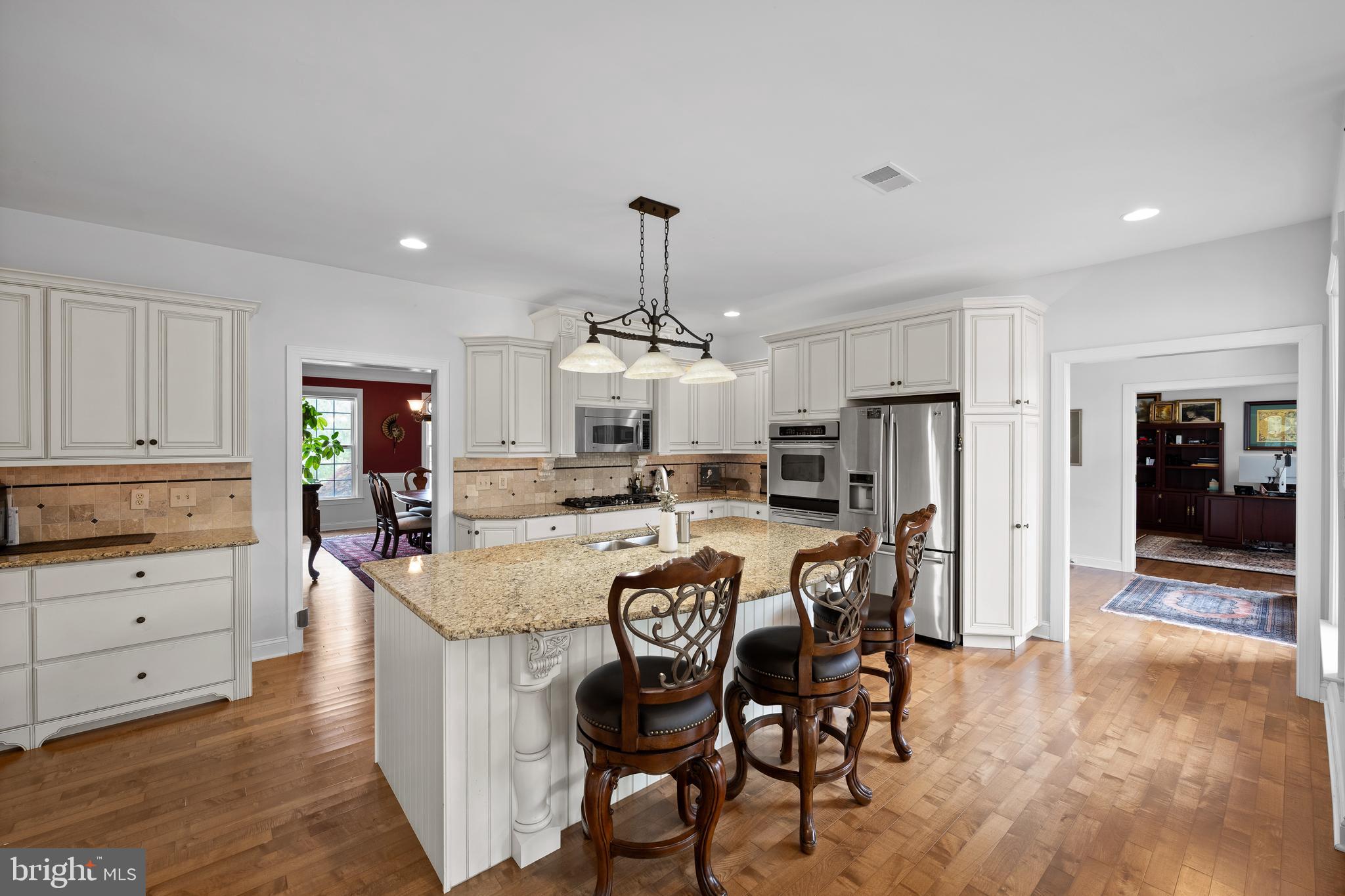 1130 Darczuk Dr