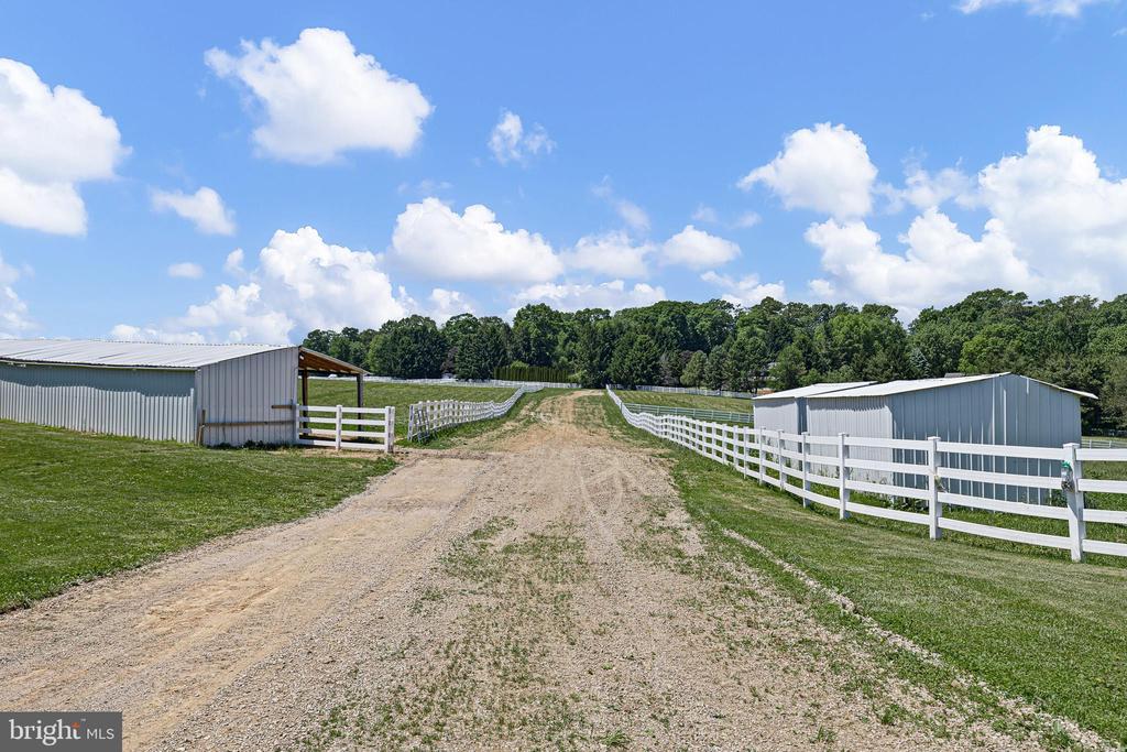 1274 OAKWOOD ROAD
