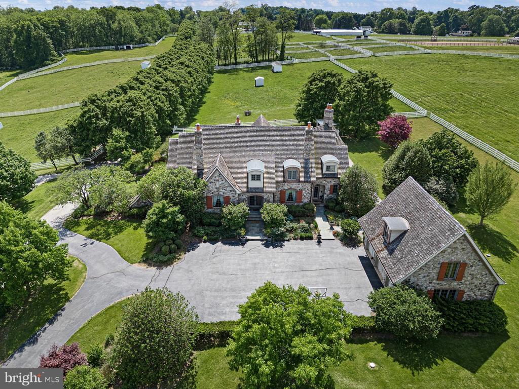 1274 OAKWOOD ROAD
