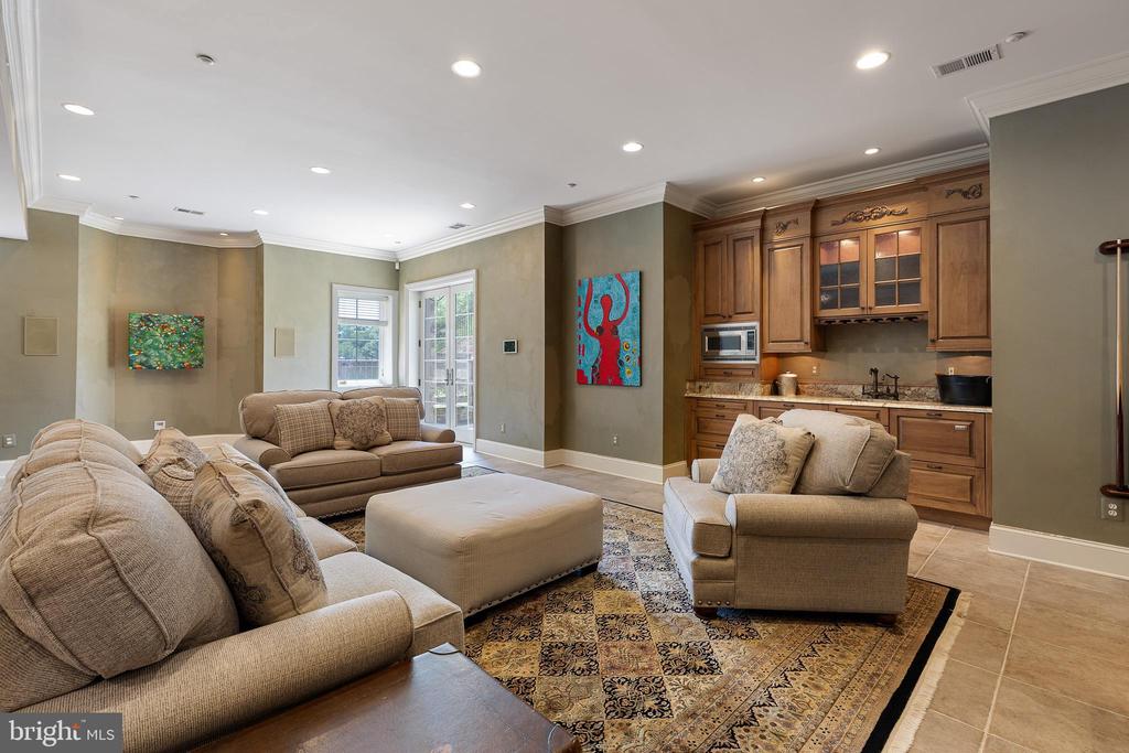 1274 OAKWOOD ROAD