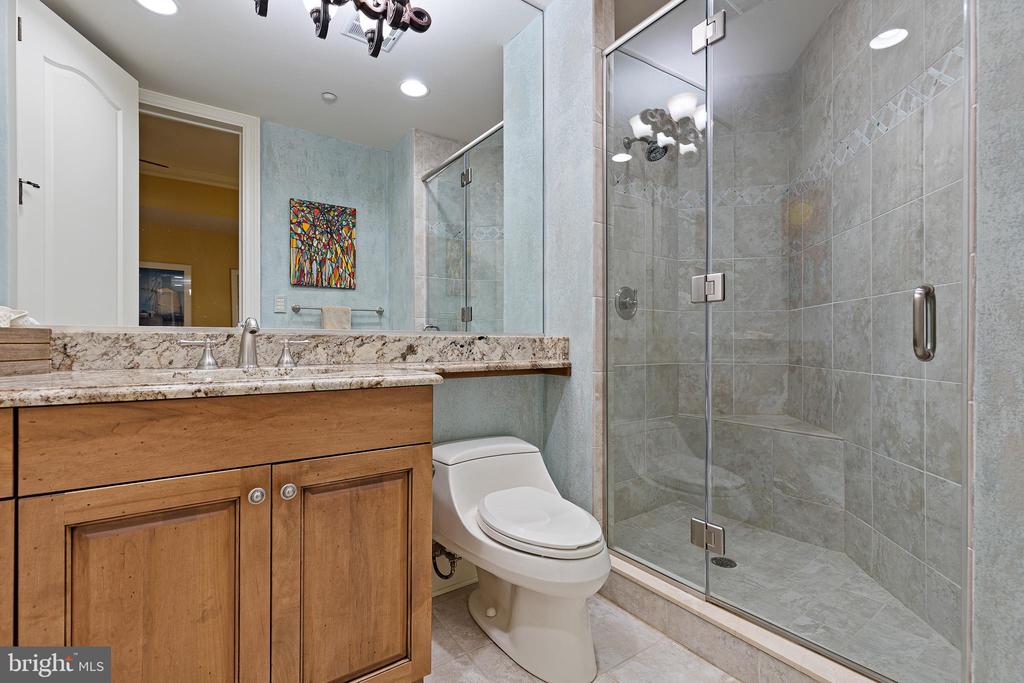 1274 OAKWOOD ROAD