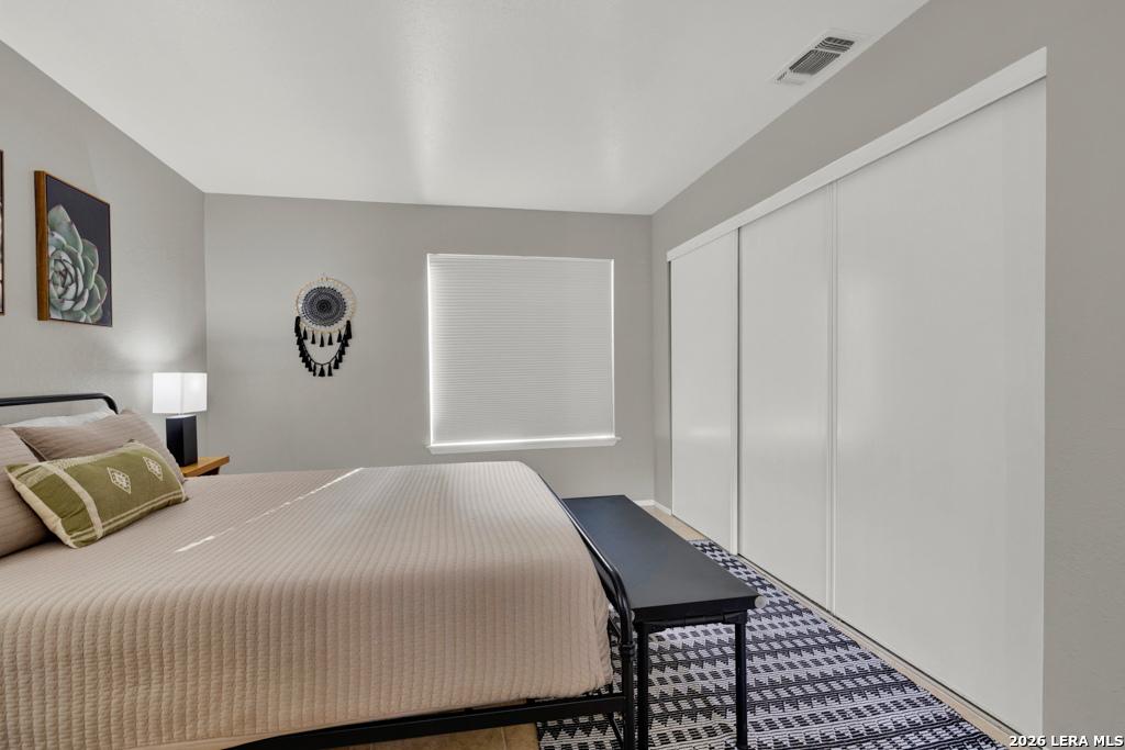1033 Parkview APT G41