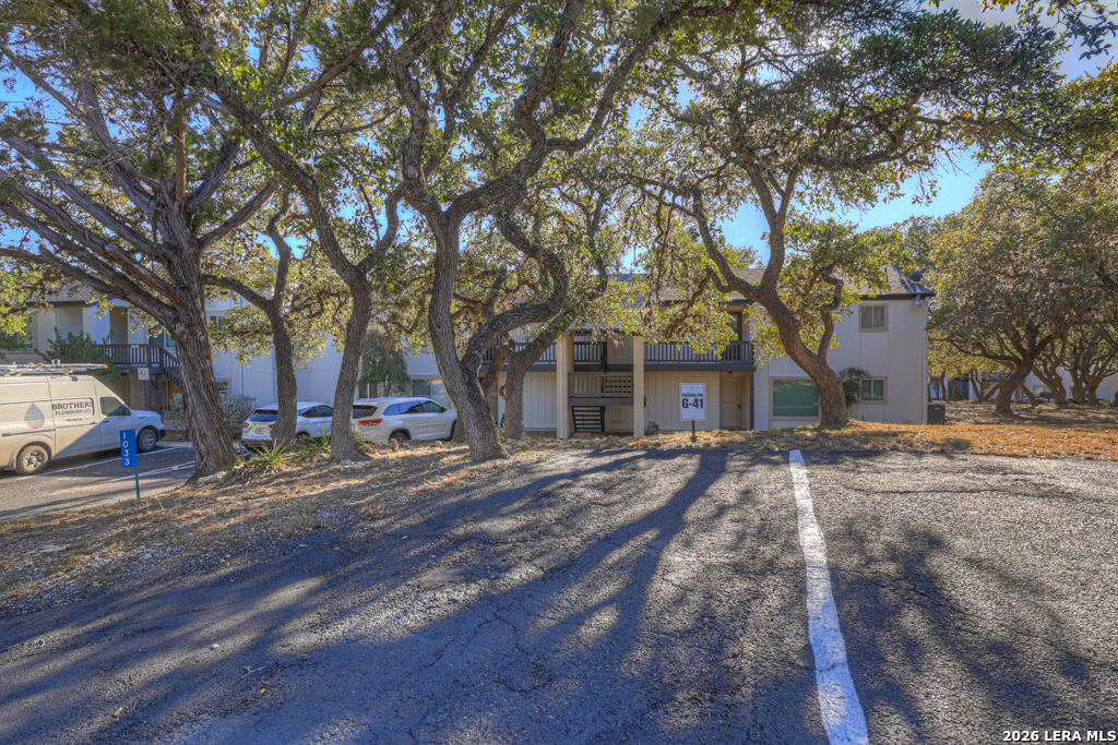 1033 Parkview APT G41