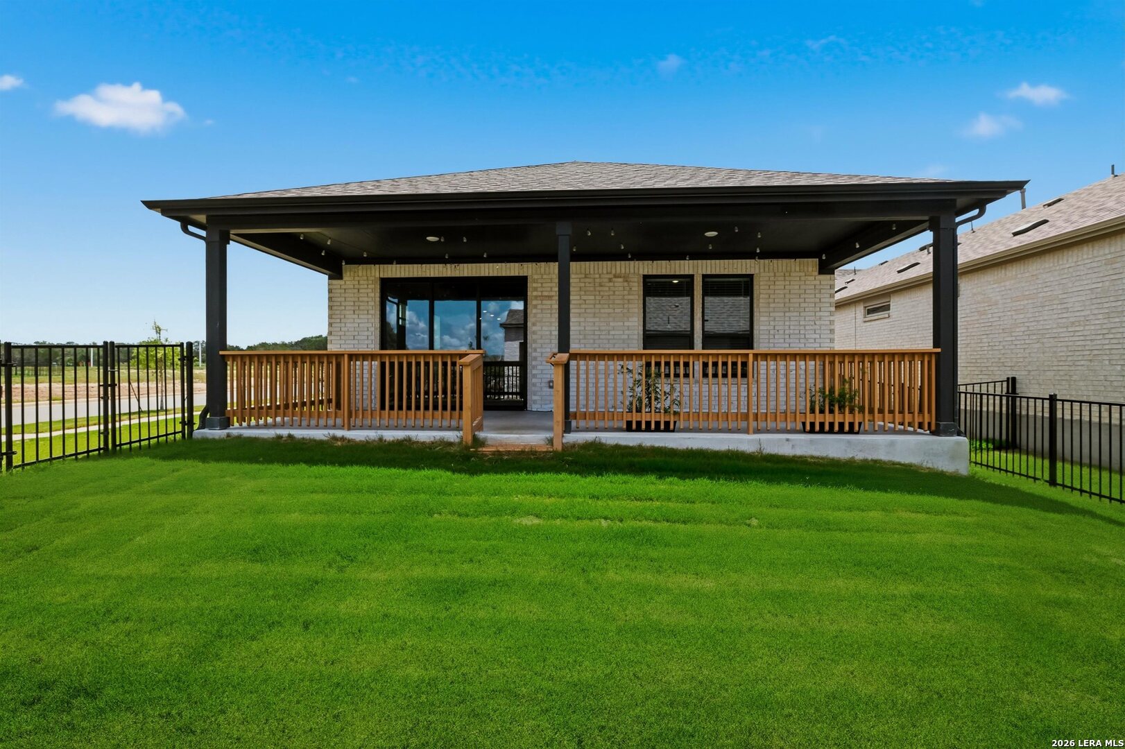 2091 Green Ash