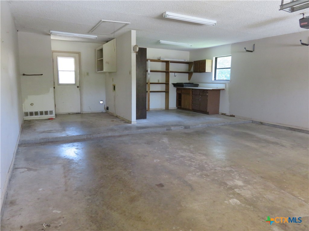 1237 Rapids Road