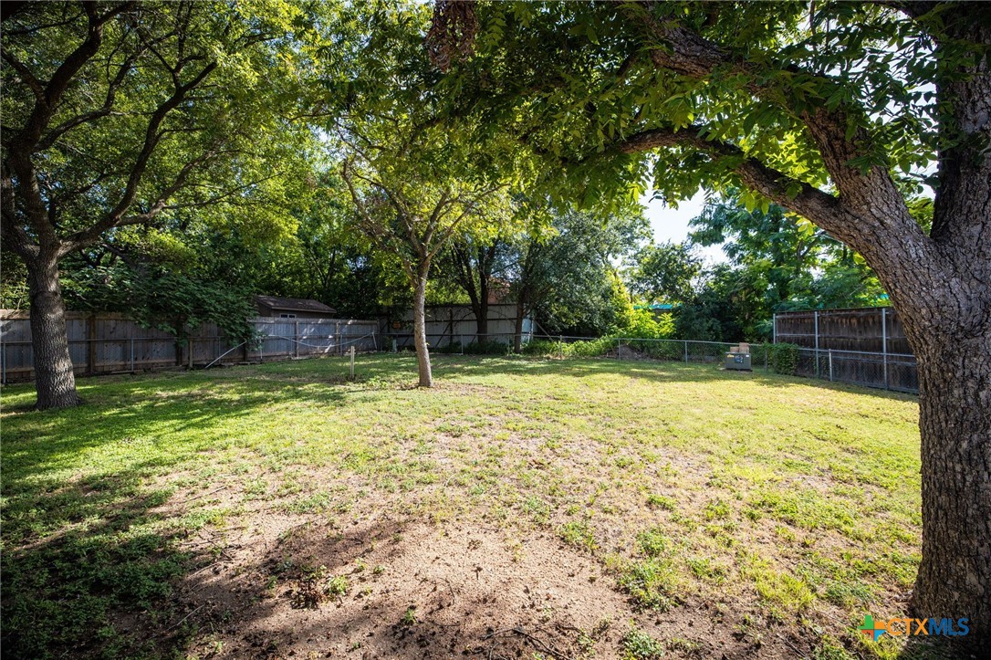 1237 Rapids Road