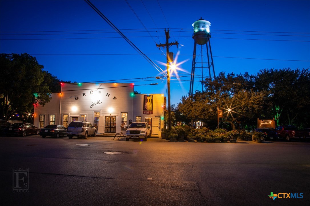 1237 Rapids Road
