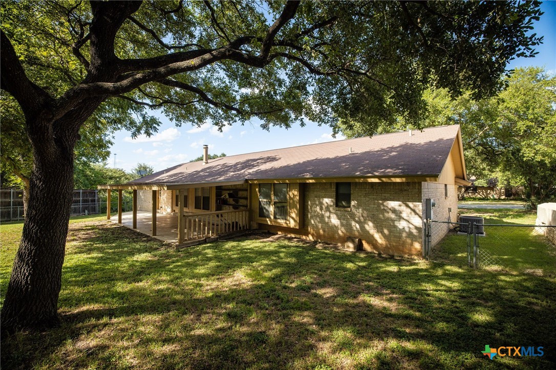1237 Rapids Road
