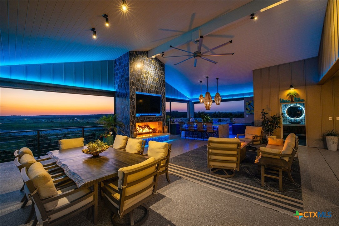800 Military Drive