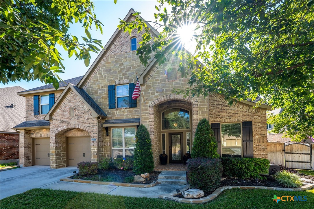 2351 Oak Crossing