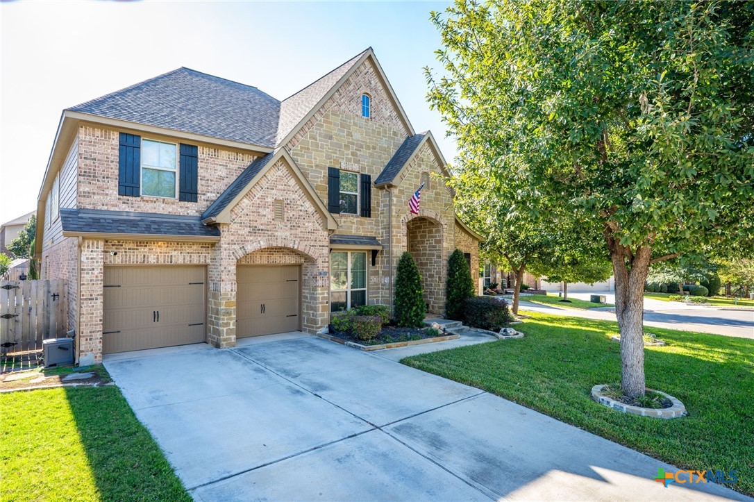 2351 Oak Crossing
