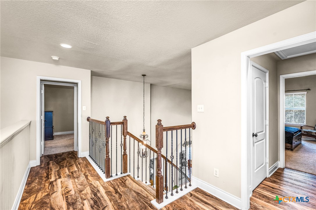 2351 Oak Crossing