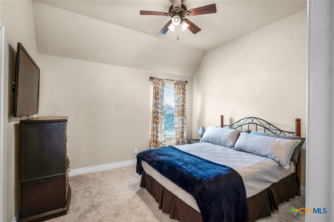 2351 Oak Crossing