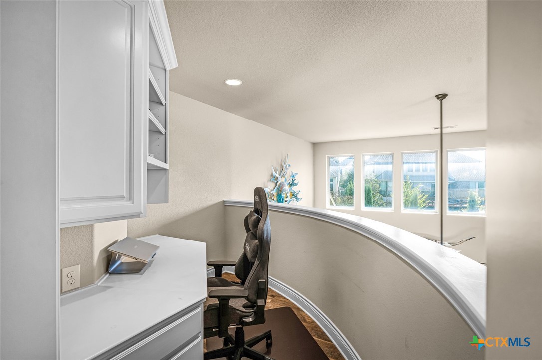 2351 Oak Crossing