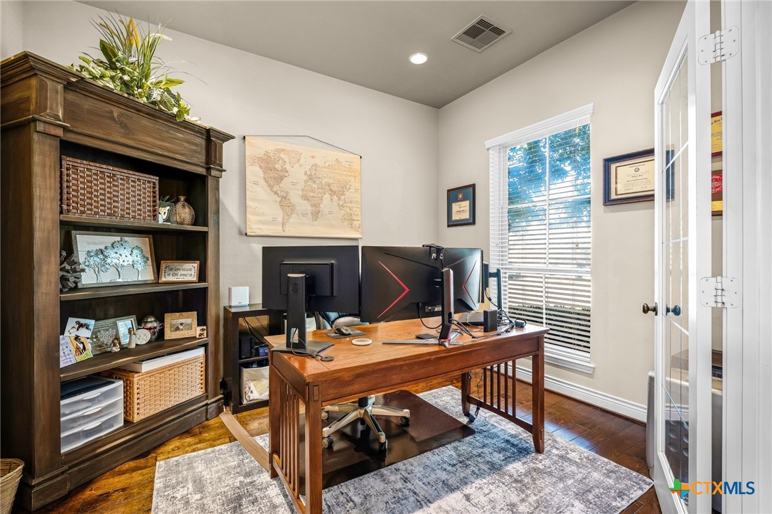 2351 Oak Crossing
