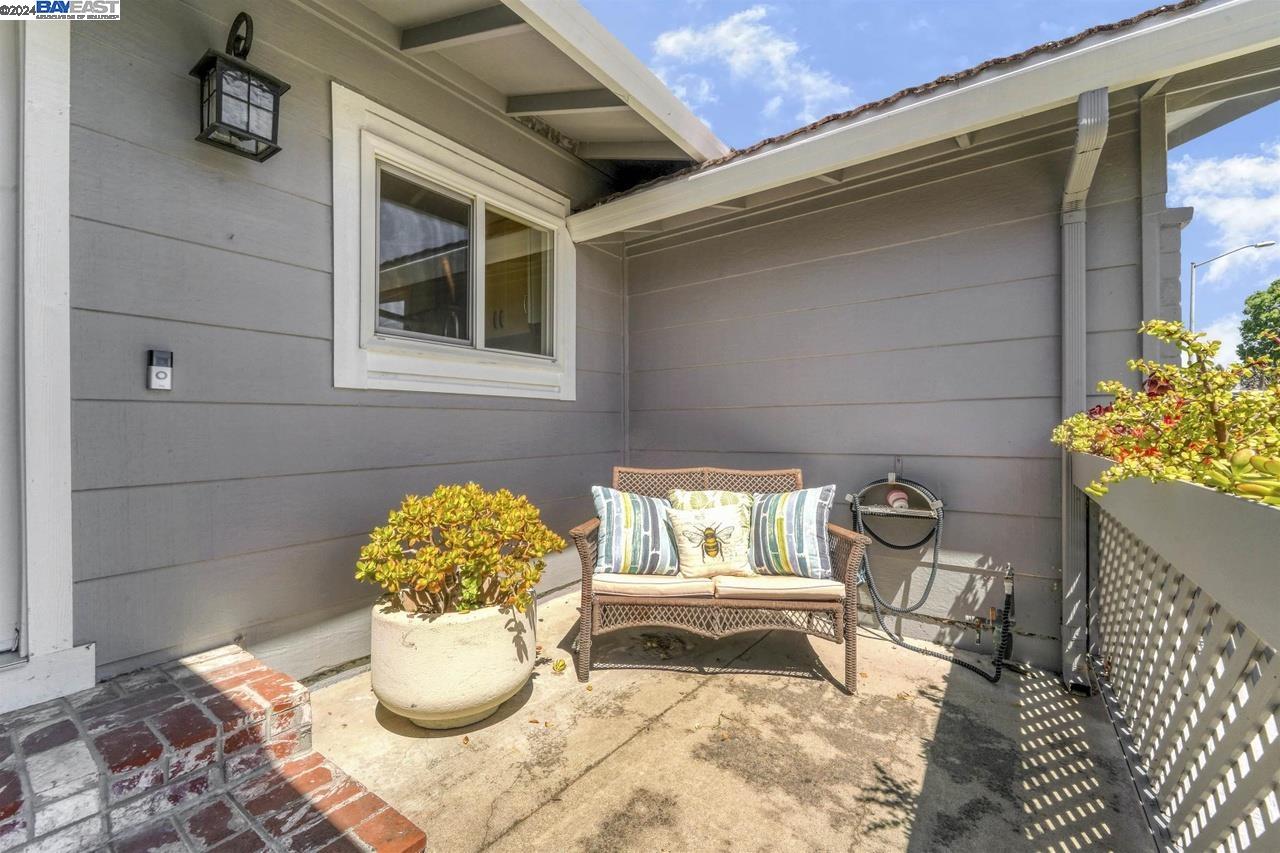 4644 Herrin Way