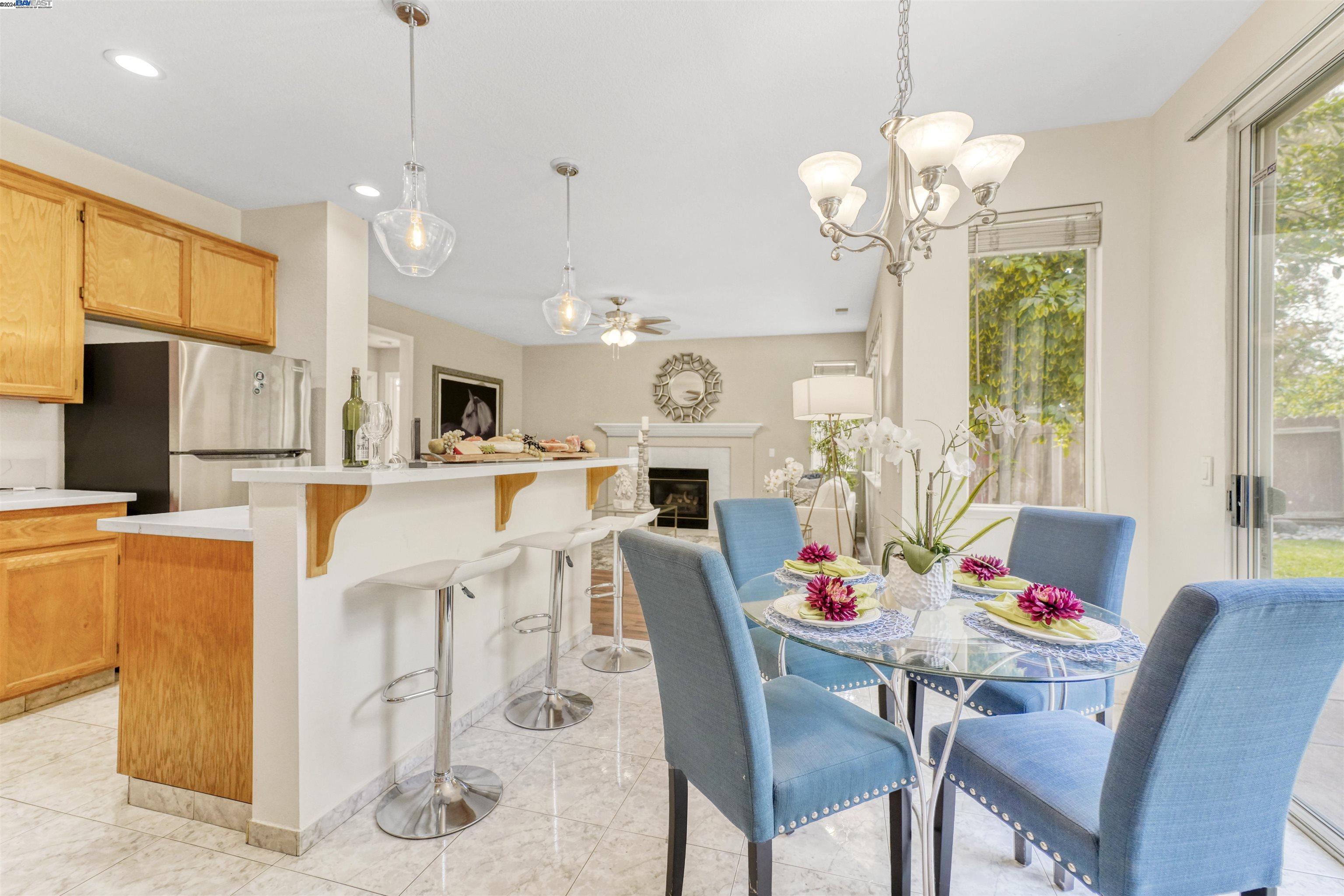 1829 Foothill Vista Dr