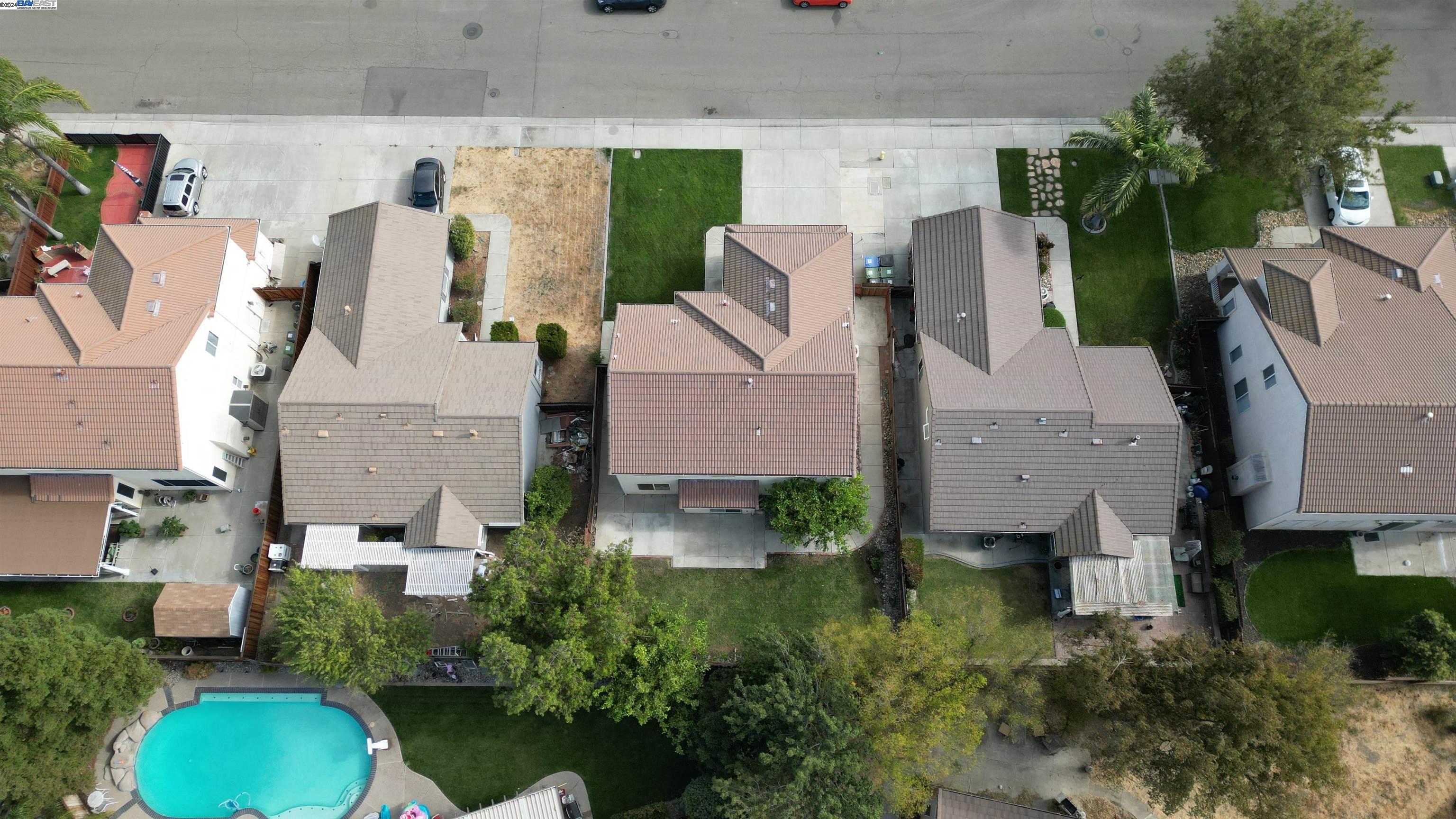 1829 Foothill Vista Dr