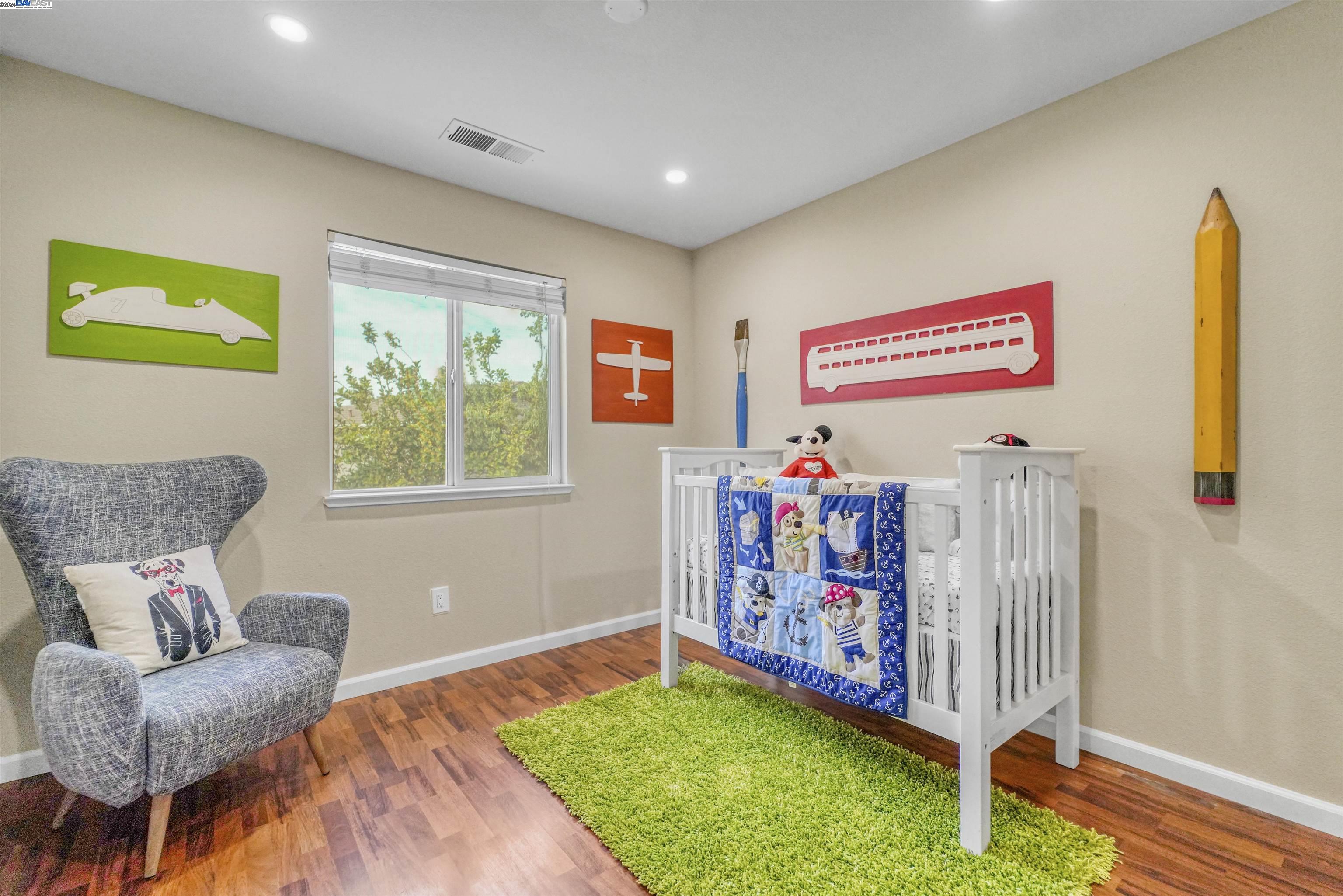 1829 Foothill Vista Dr