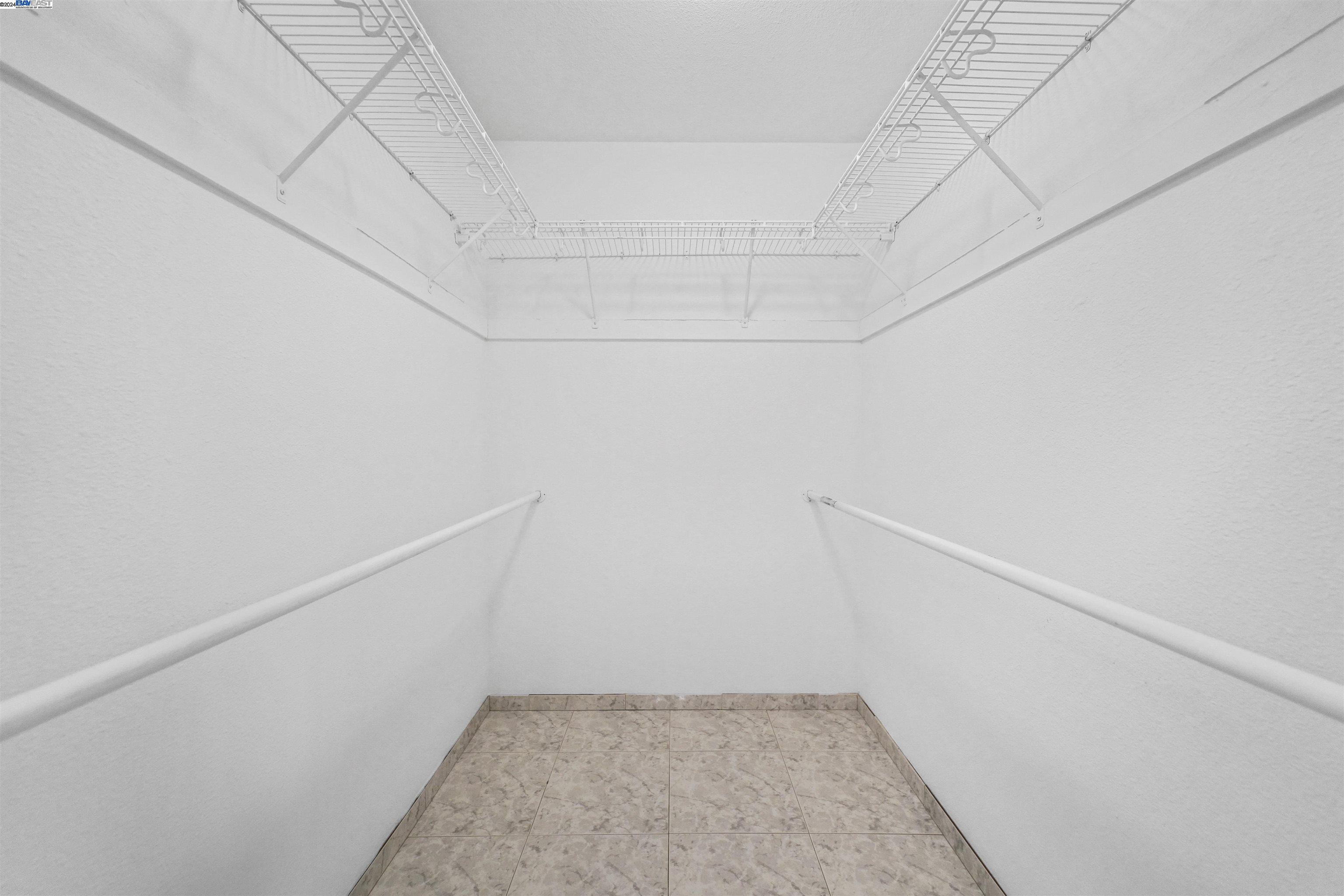 1829 Foothill Vista Dr